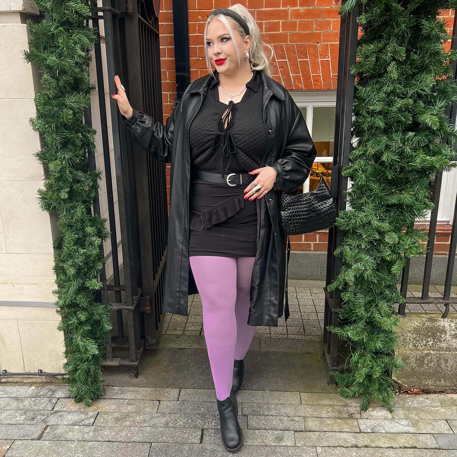 Super Opaque 120 Den Tights - Bats - Image 13