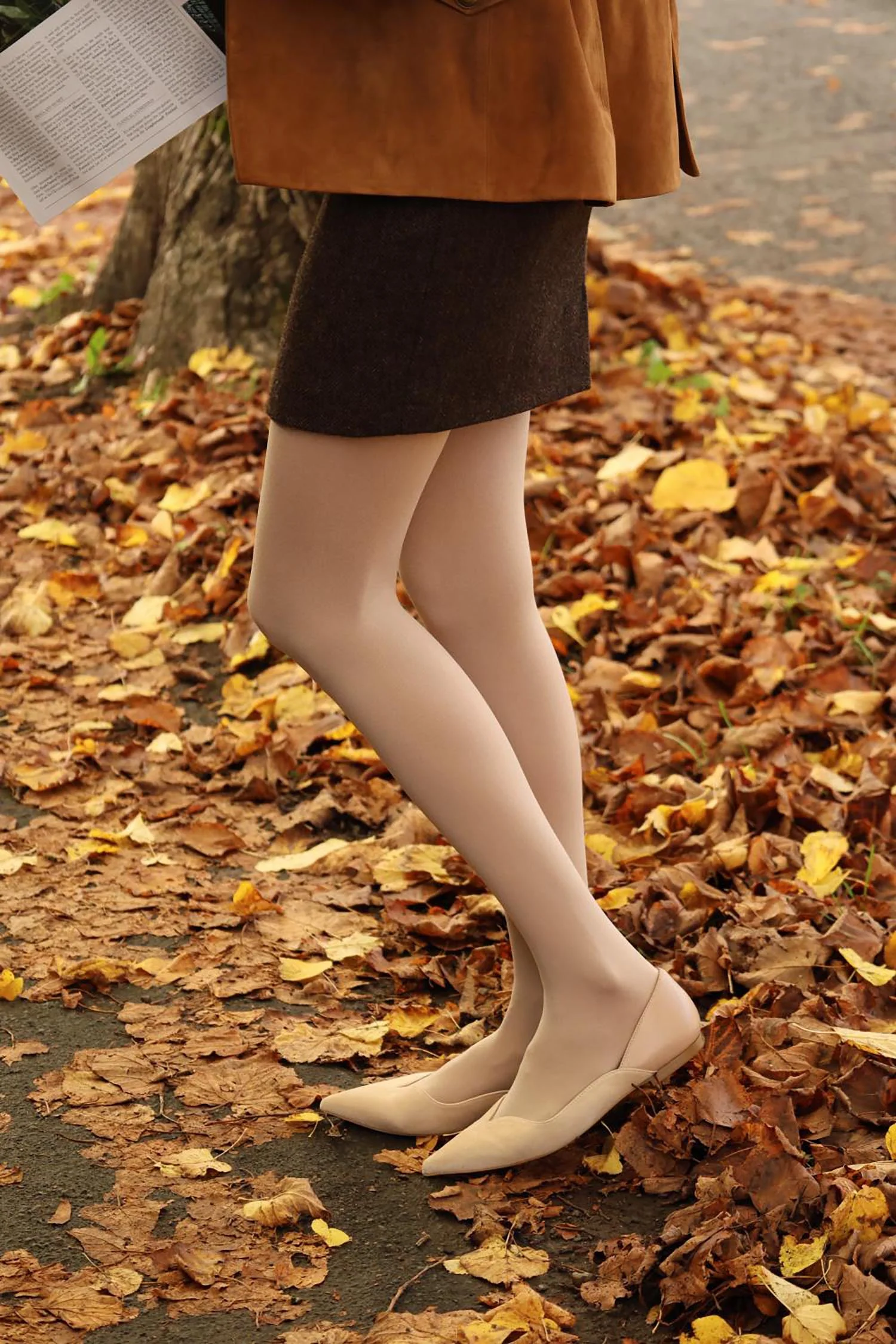 Super Opaque 120 Den Tights - Builder's Tea - Image 6