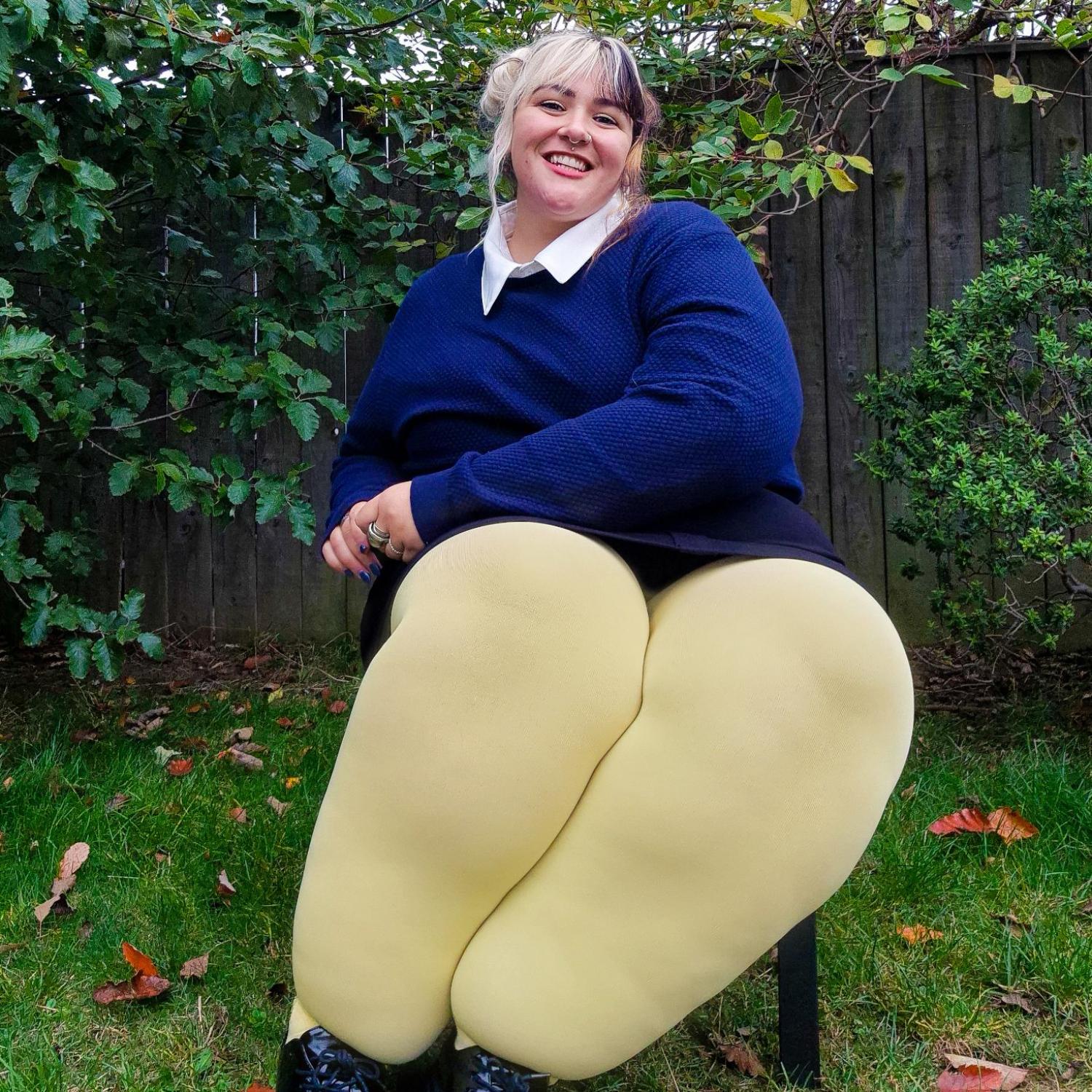 Super Opaque 120 Den Tights - Butter - Image 10