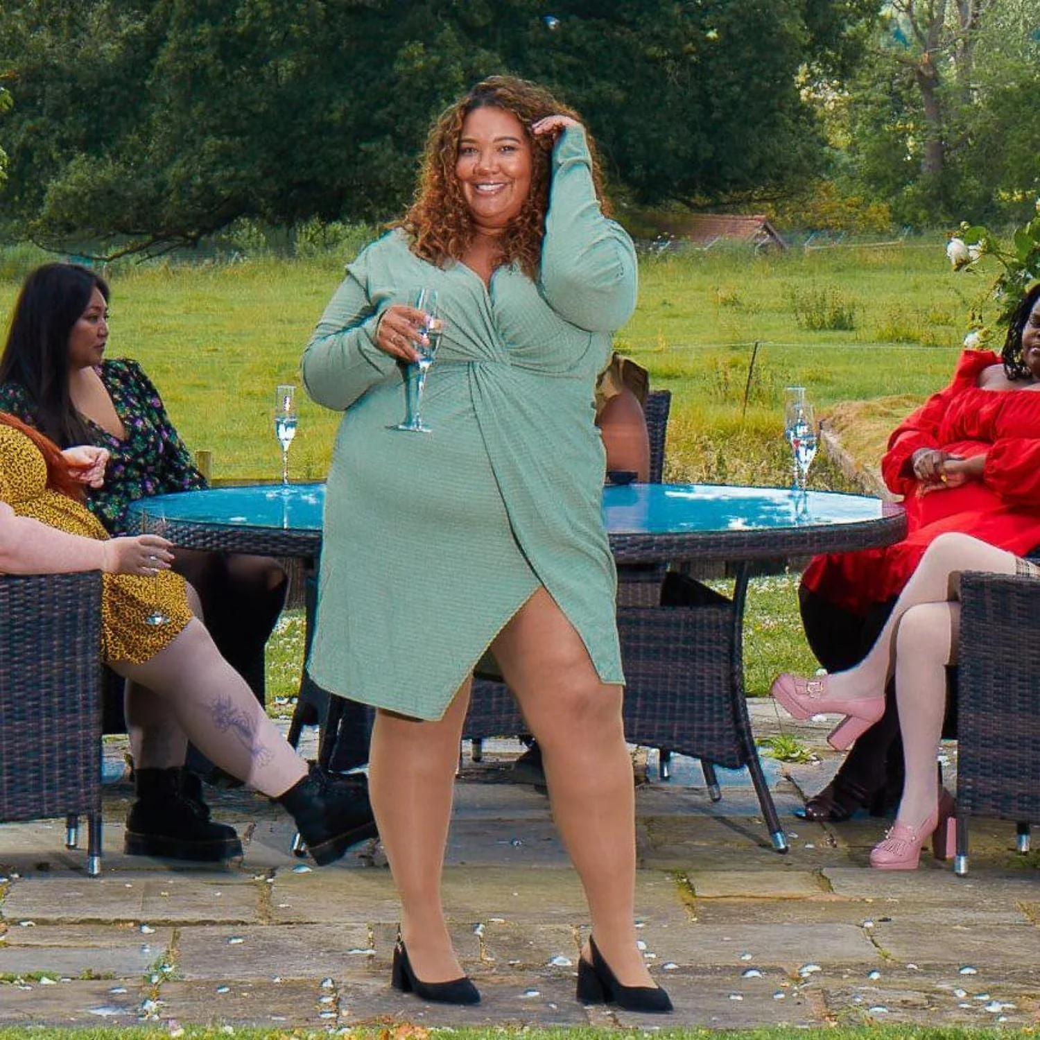 Sheer 30 Den Pantyhose - Caramel Latte - Image 17
