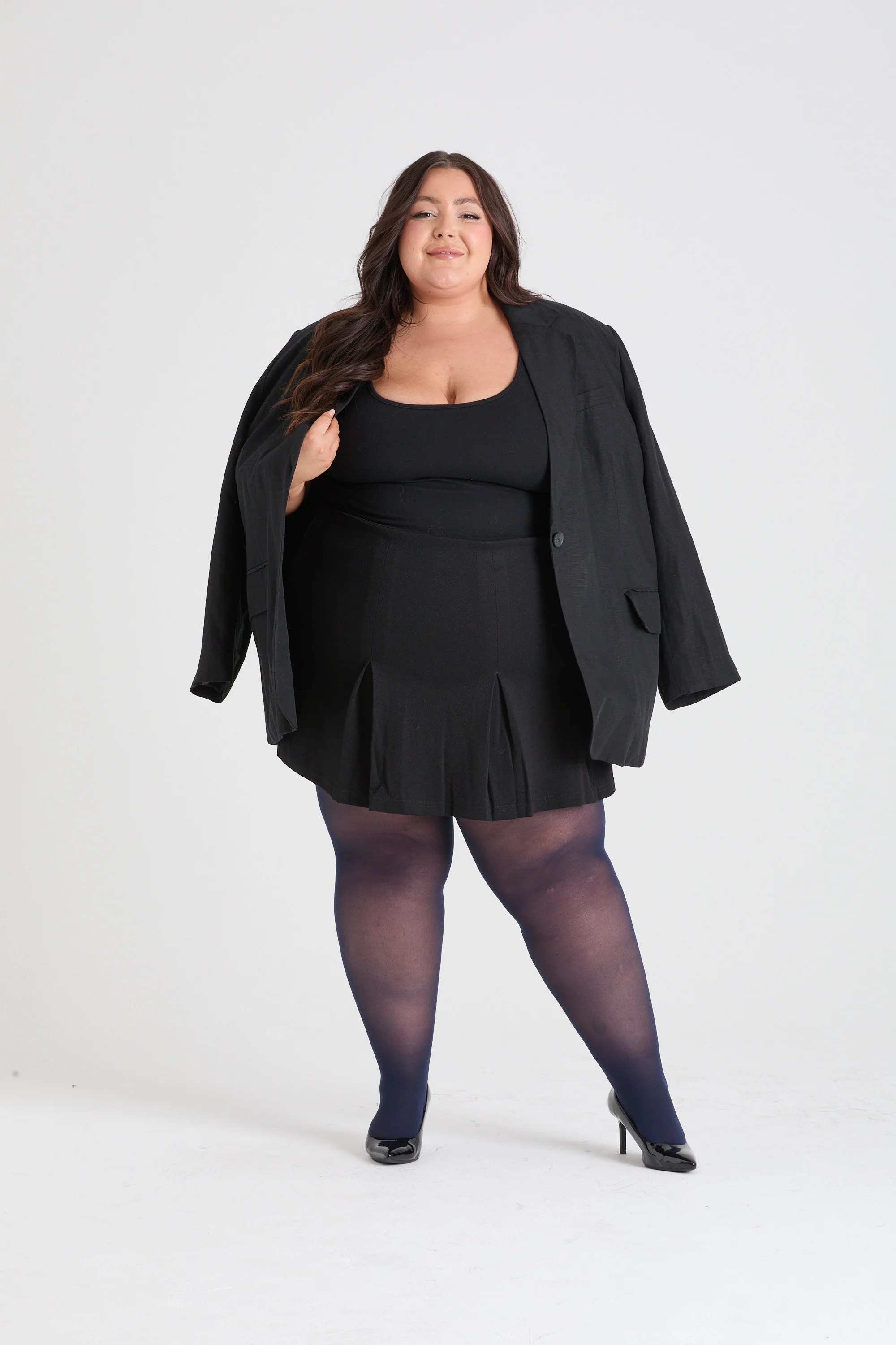 Sheer 30 Den Pantyhose - Navy - Image 2