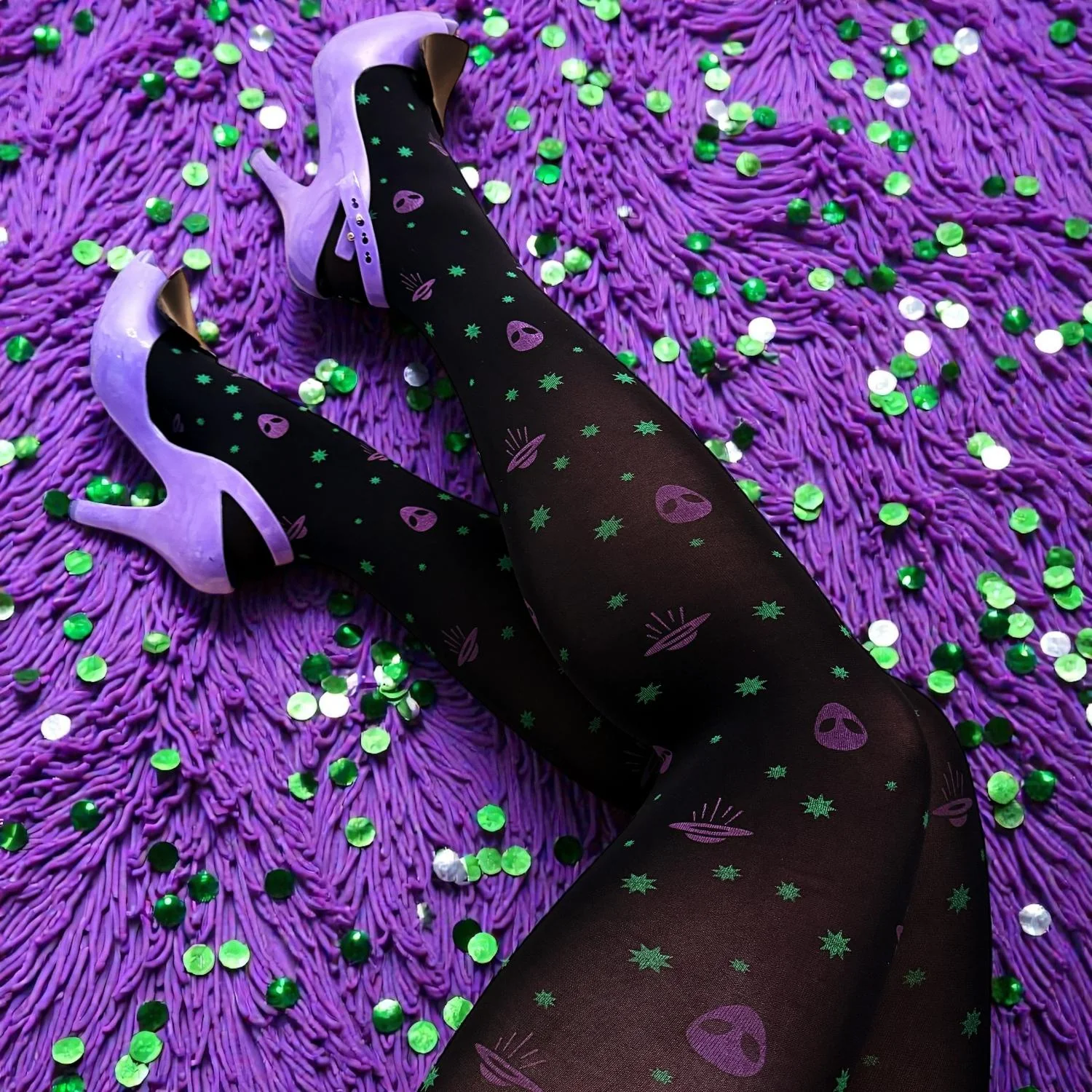 80 Denier Opaque Tights - Aliens - Image 2