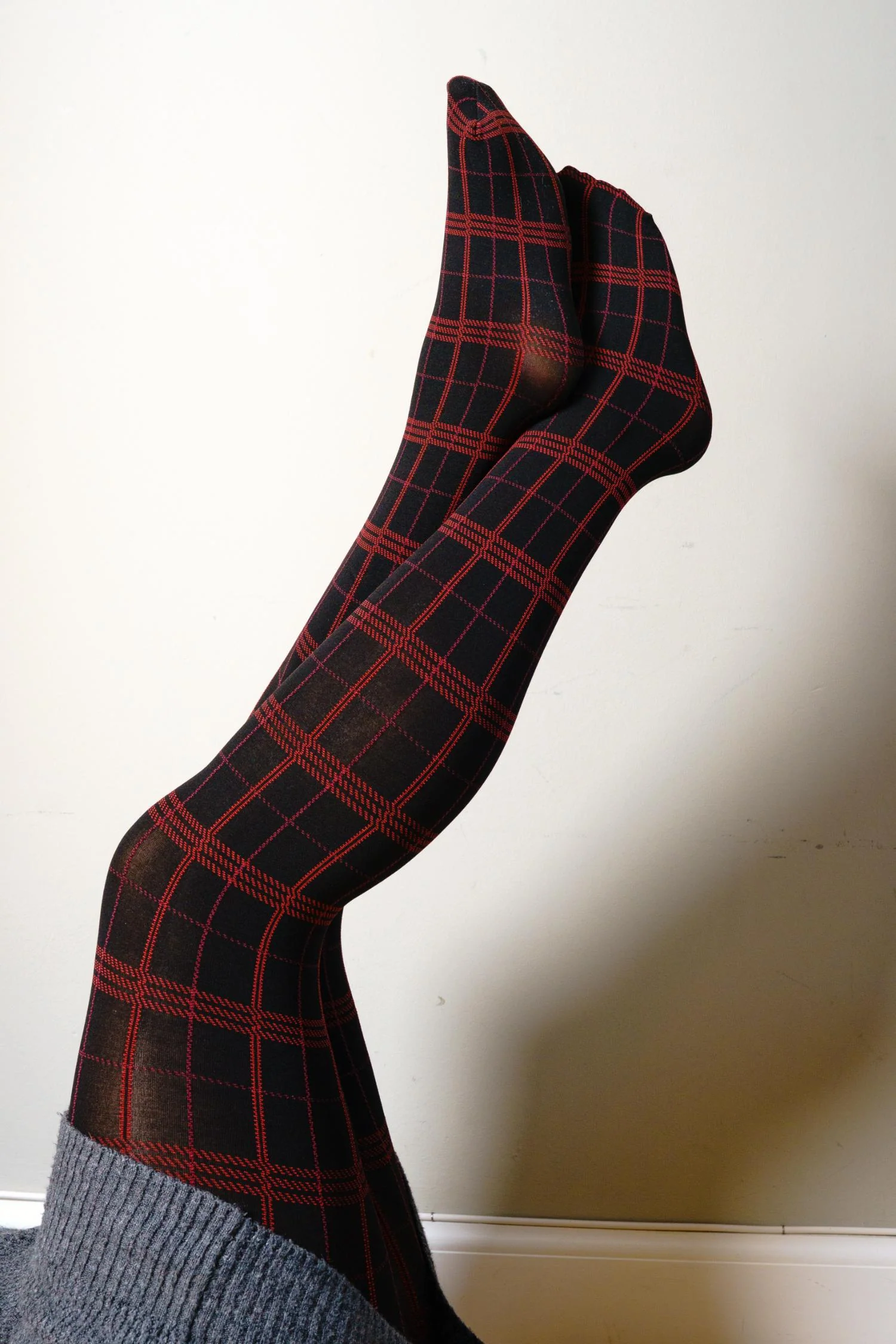 80 Denier Opaque Tights - Ceilidh - Image 4