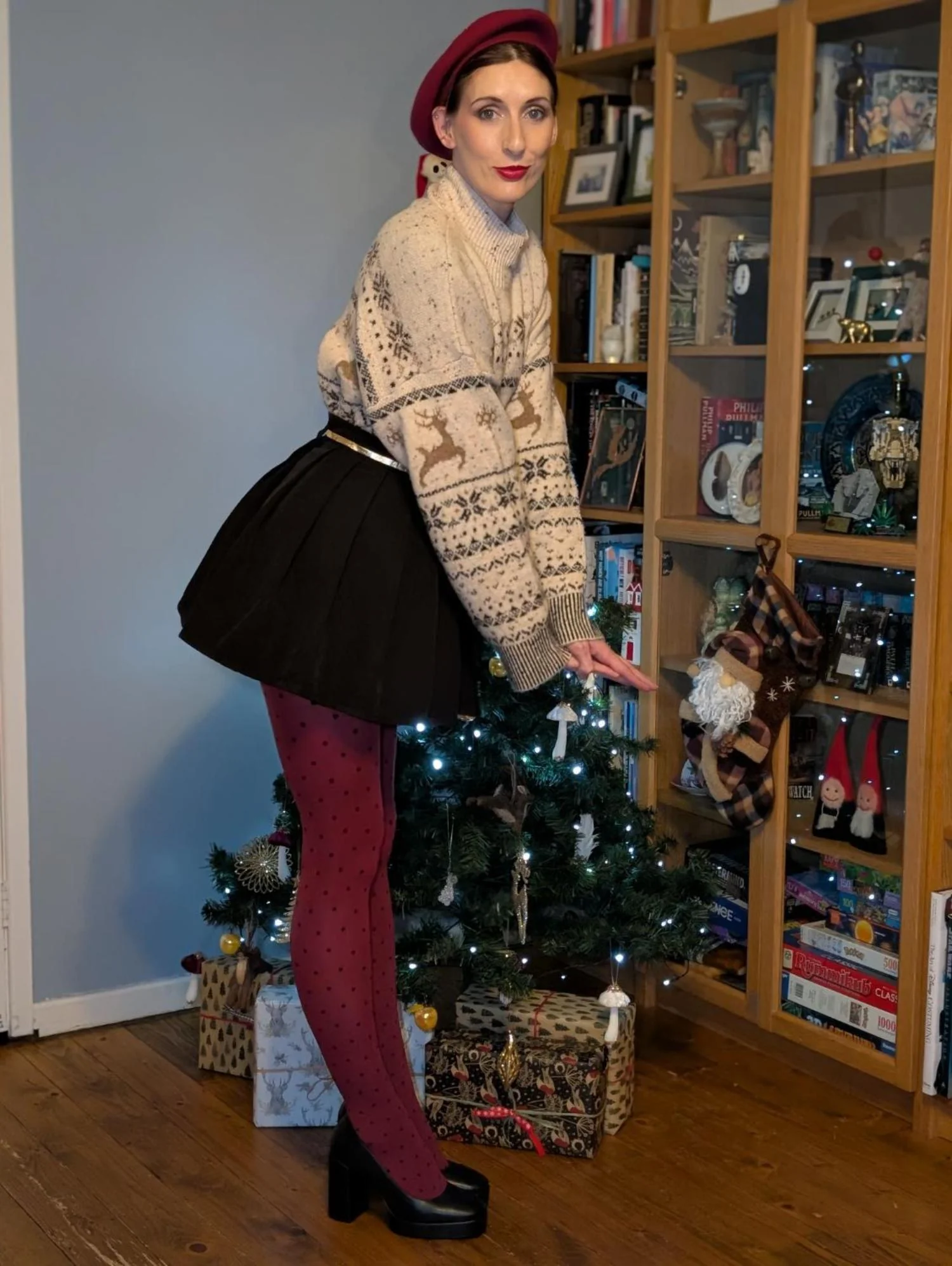 80 Denier Opaque Tights - Cherry Dot - Image 9