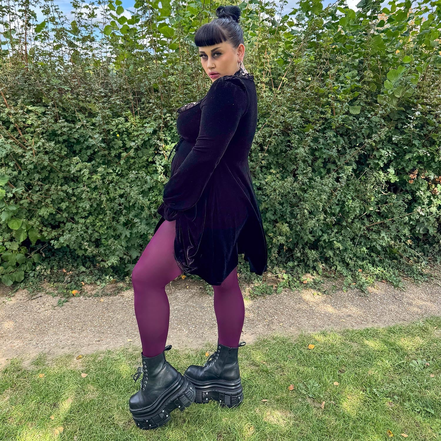 Opaque 80 Den Tights - Mulberry - Image 9