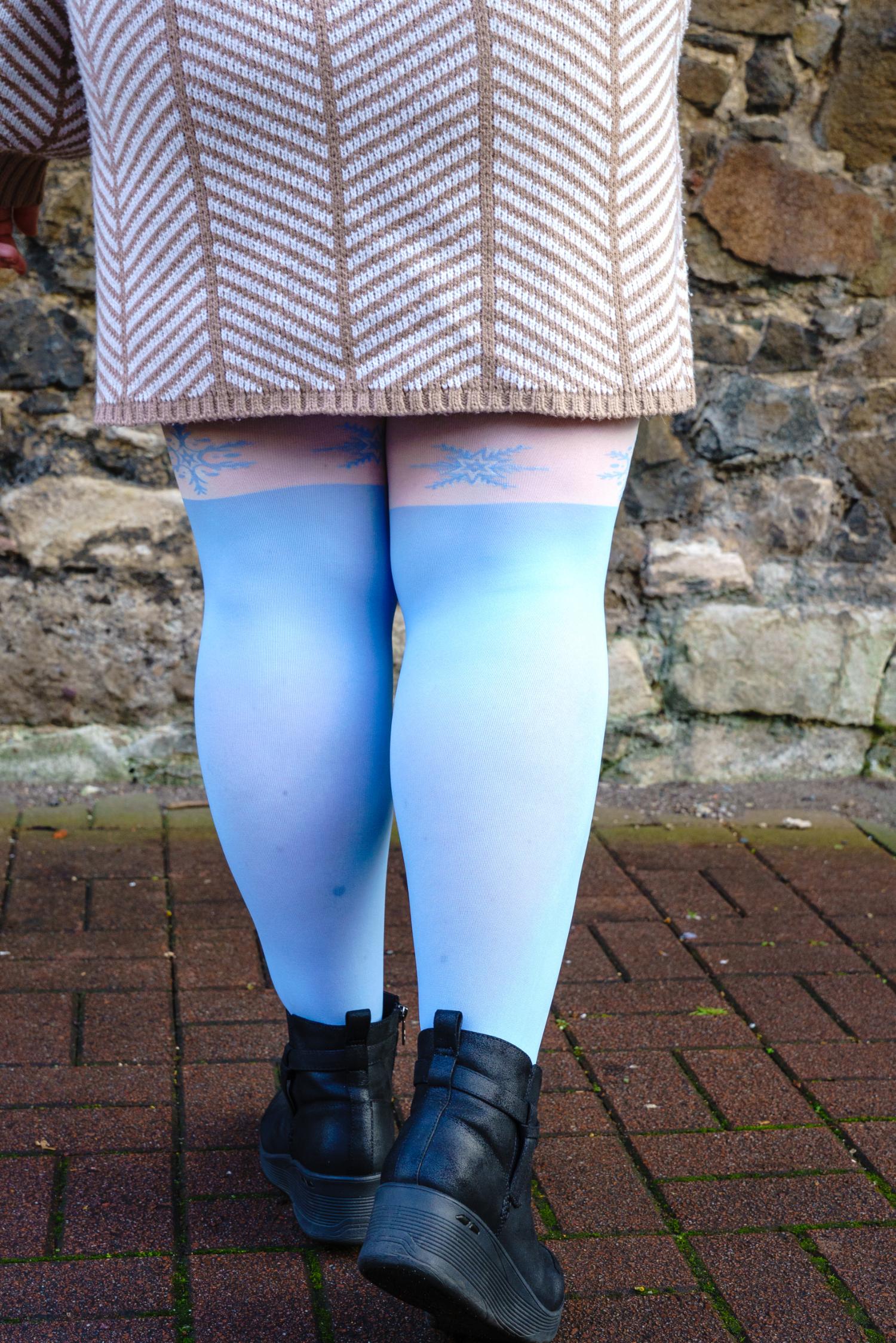 80 Denier Opaque Tights - Snowflake Garter - Image 6