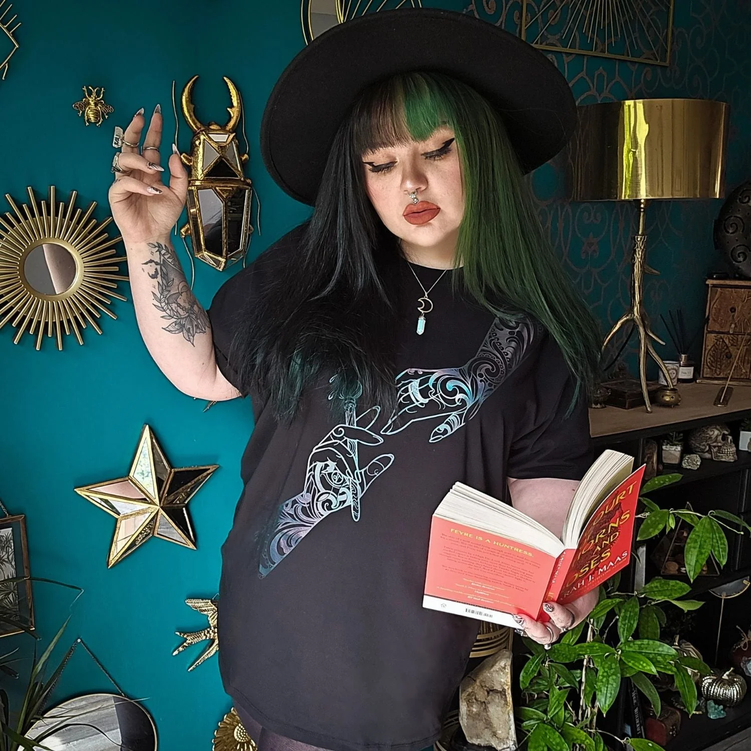 Organic Cotton ACOTAR T-Shirt - Feyres Bargain - Image 15