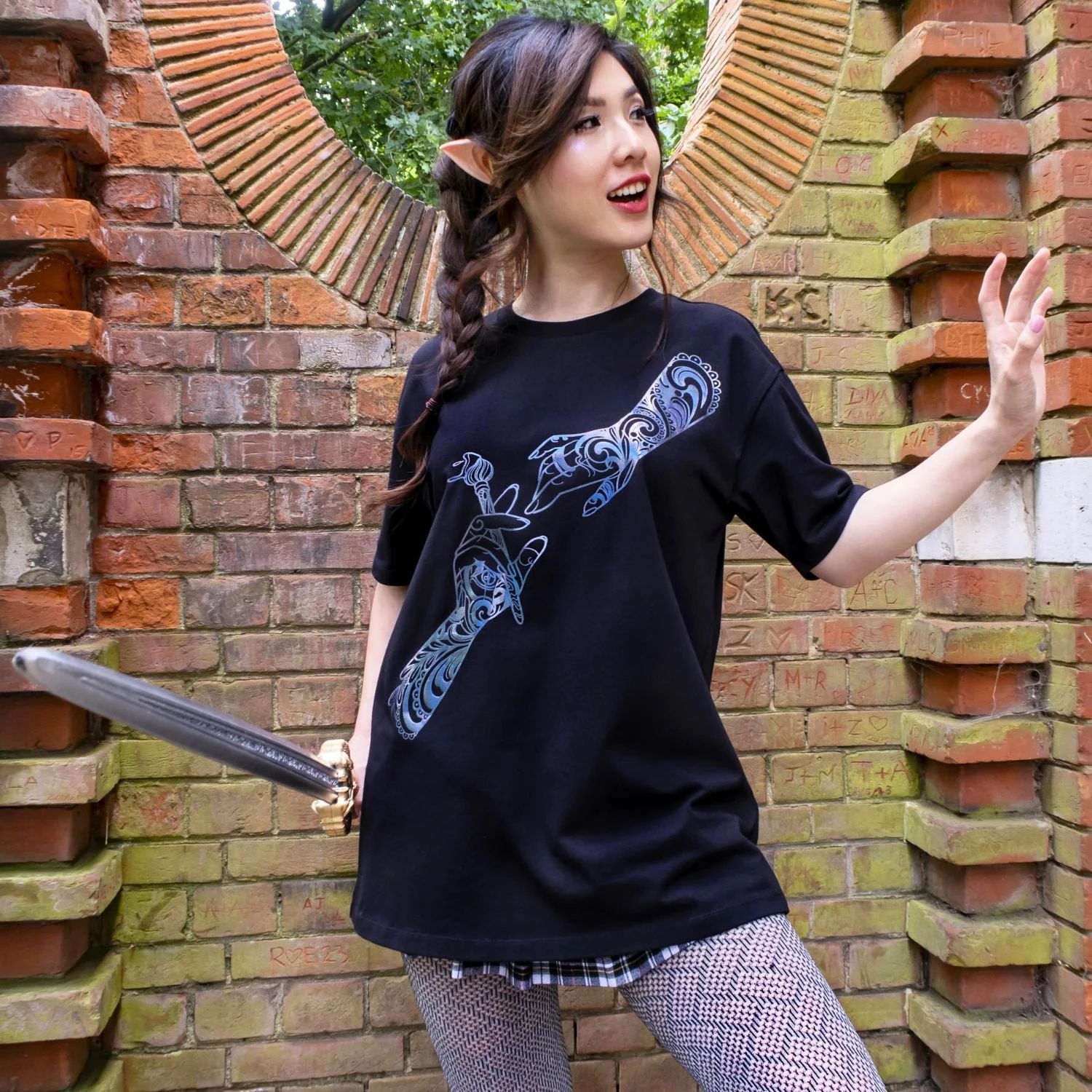 Organic Cotton ACOTAR T-Shirt - Feyres Bargain - Image 6
