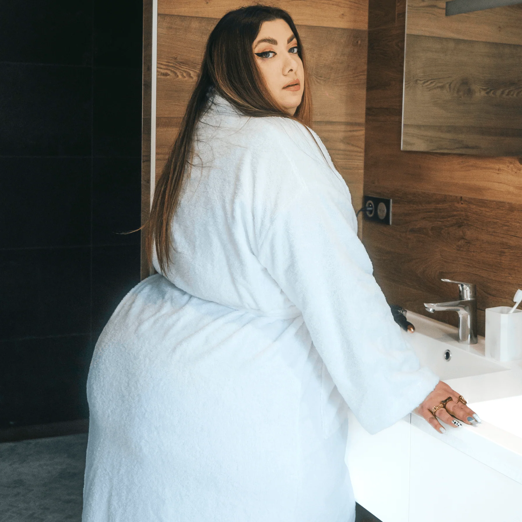 Floof Bath Robe - Image 16
