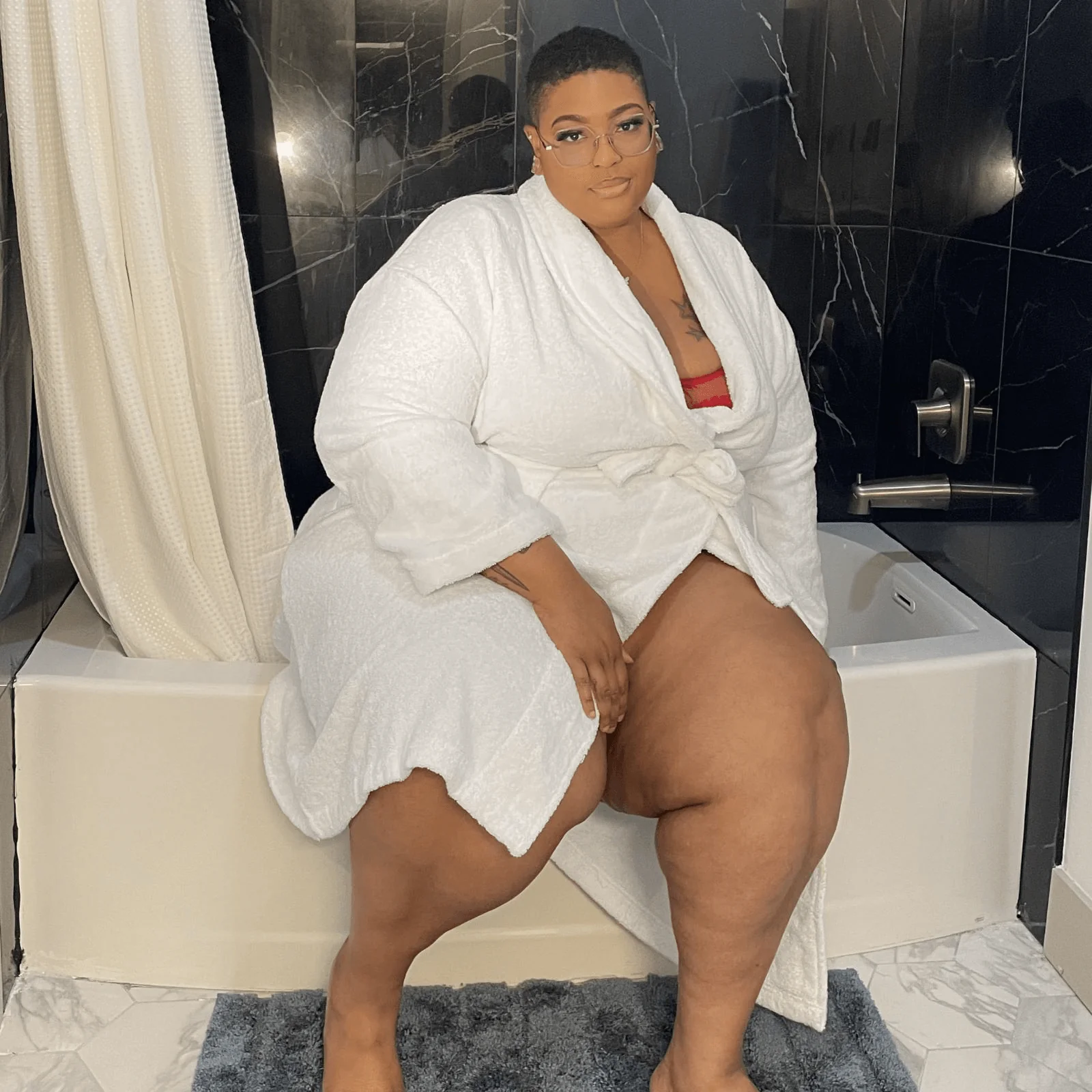 Floof Bath Robe - Image 17