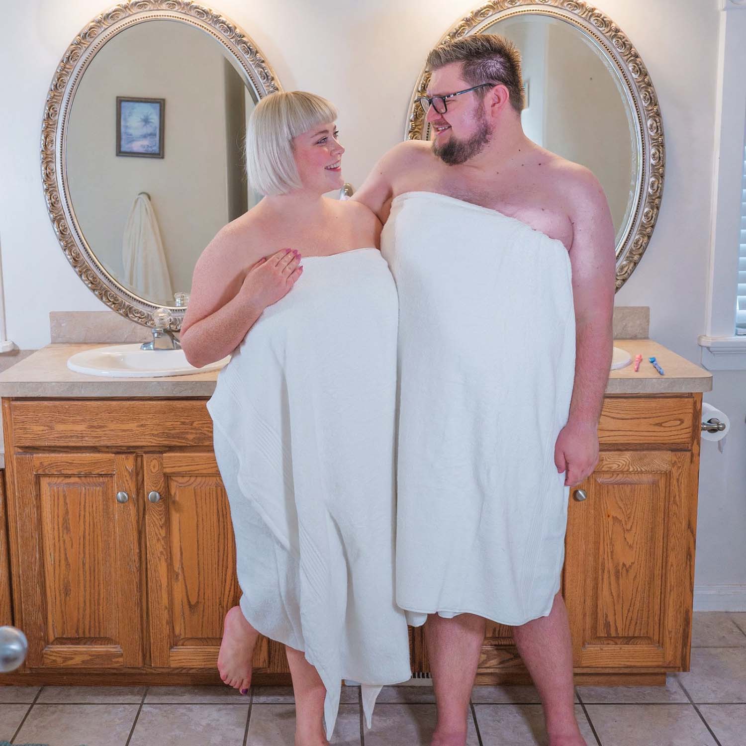Big Softee Towel - White - Image 12
