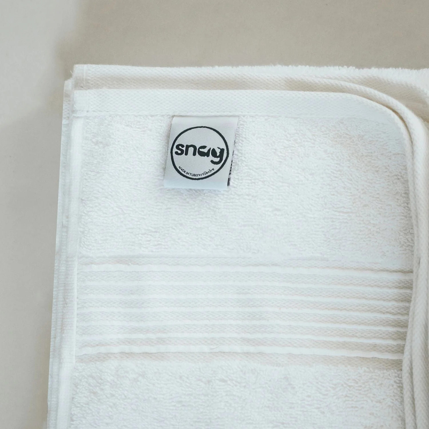 Big Softee Towel - White - Image 18