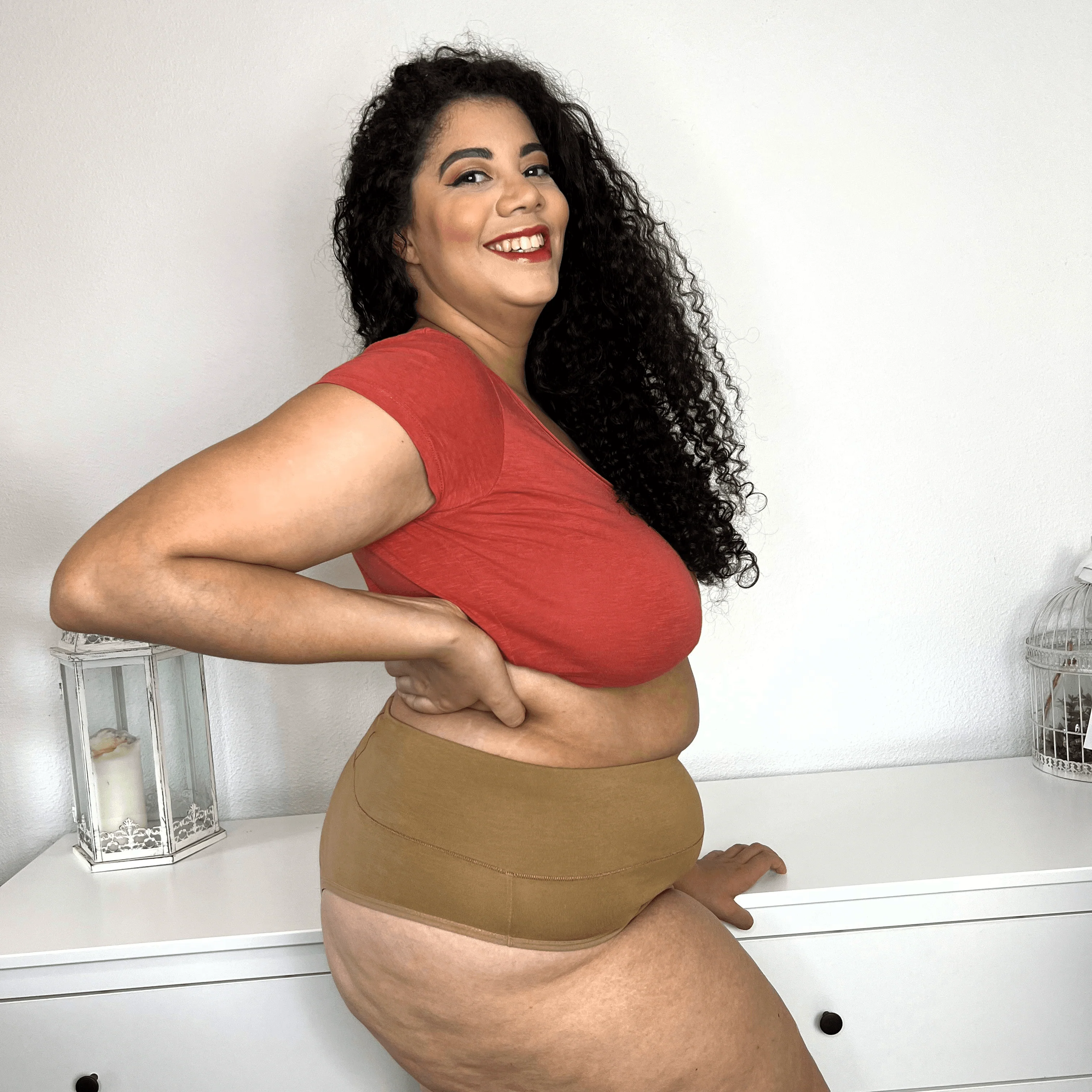 Organic Cotton Cheeky High Leg Knickers - Caramel - Image 10