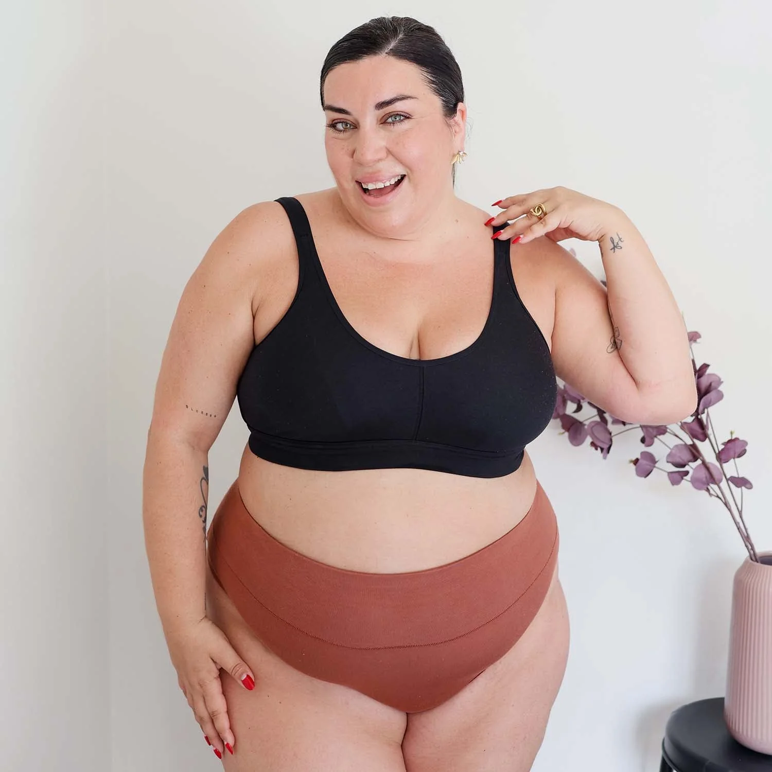 Organic Cotton Cheeky High Leg Knickers - Root Beer - Image 10