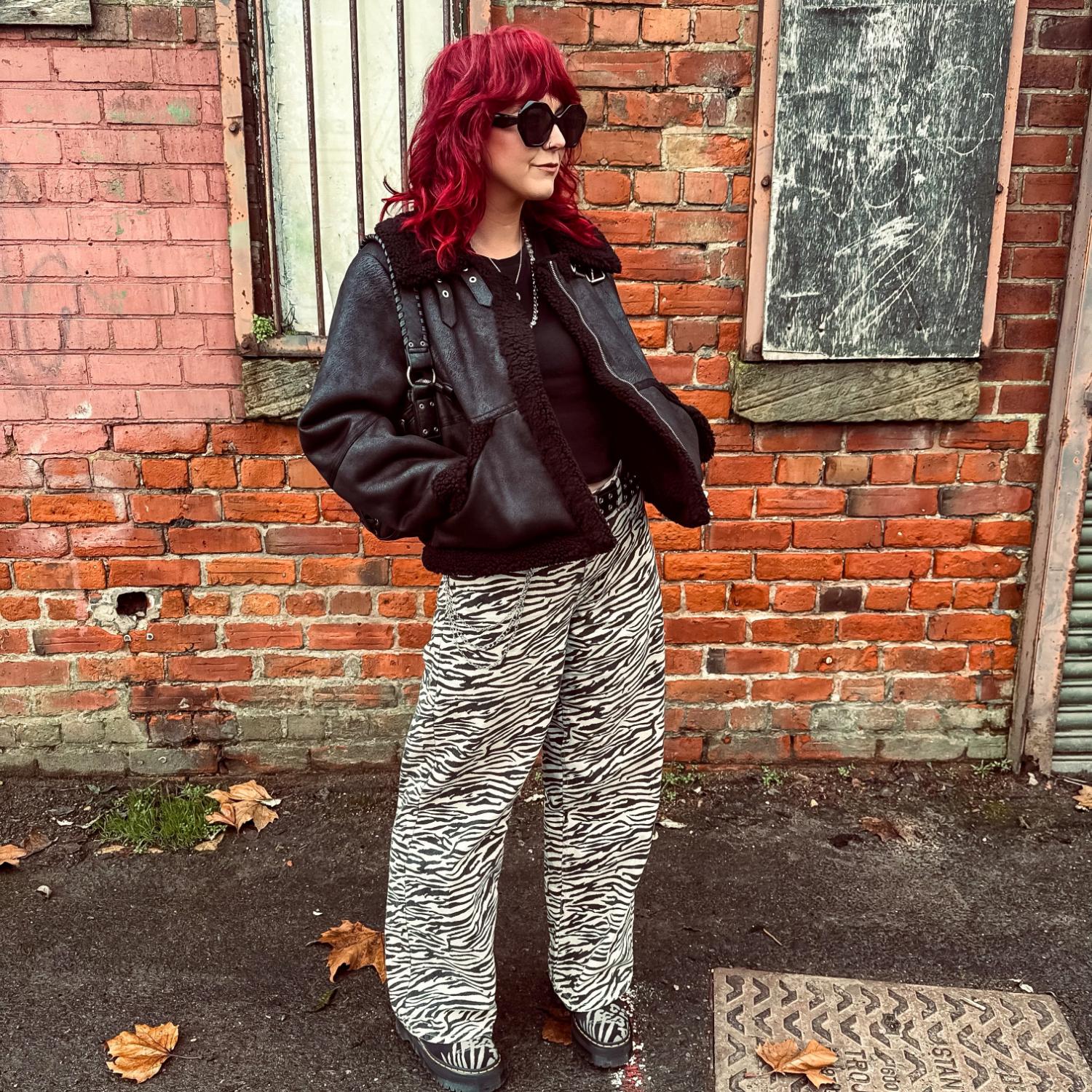 Bessie Aviator Jacket - Black - Image 10