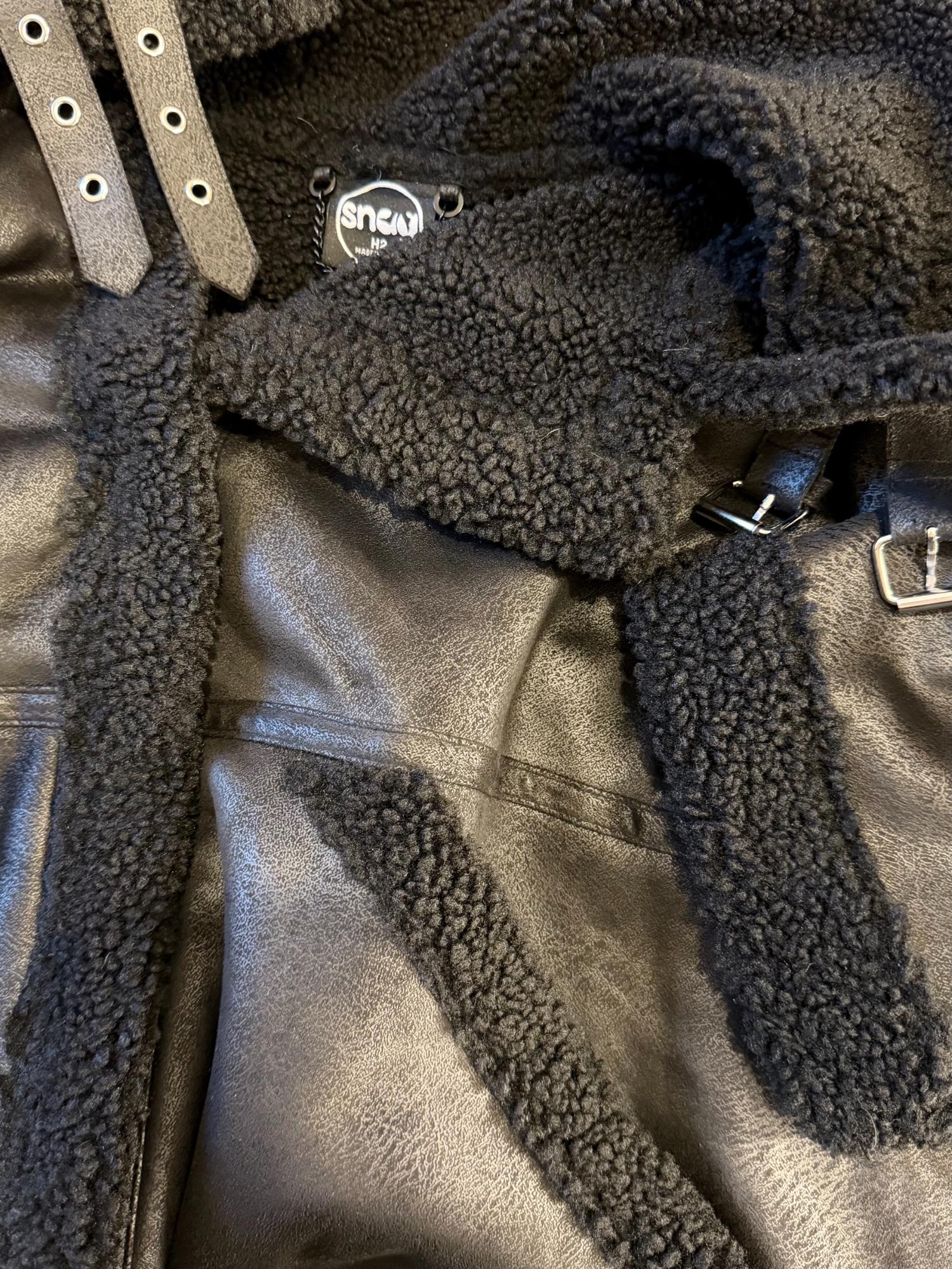 Bessie Aviator Jacket - Black - Image 8