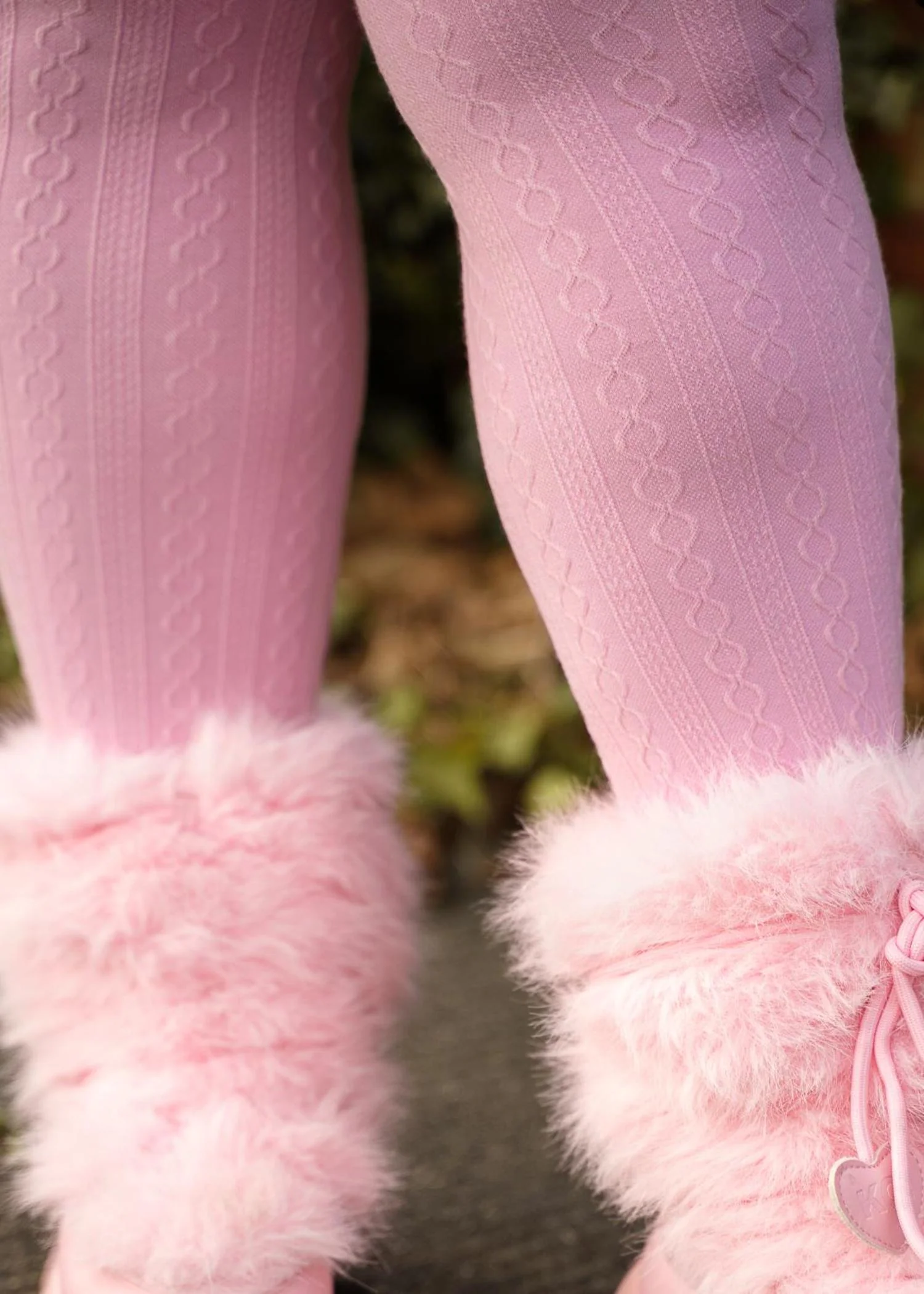 Grannies Cable Knit Wool Tights - Piglet (V2) - Image 4