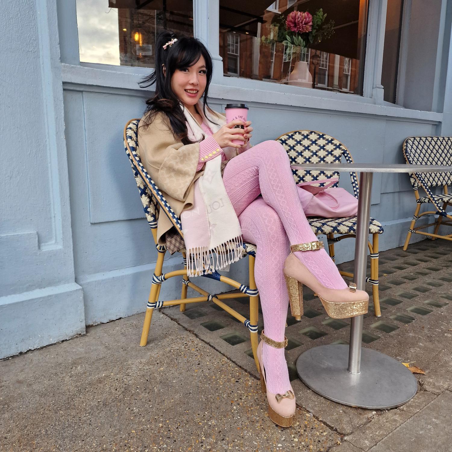 Grannies Cable Knit Wool Tights - Piglet (V2) - Image 7