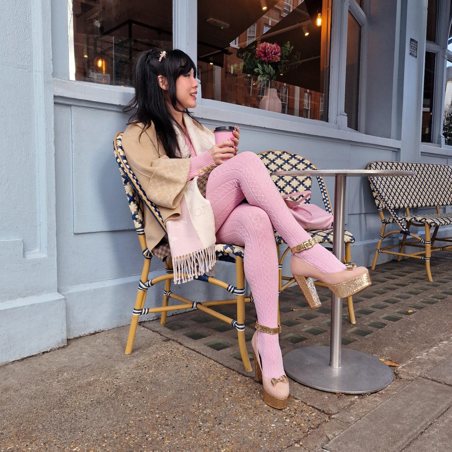 Grannies Cable Knit Wool Tights - Piglet (V2) - Image 9
