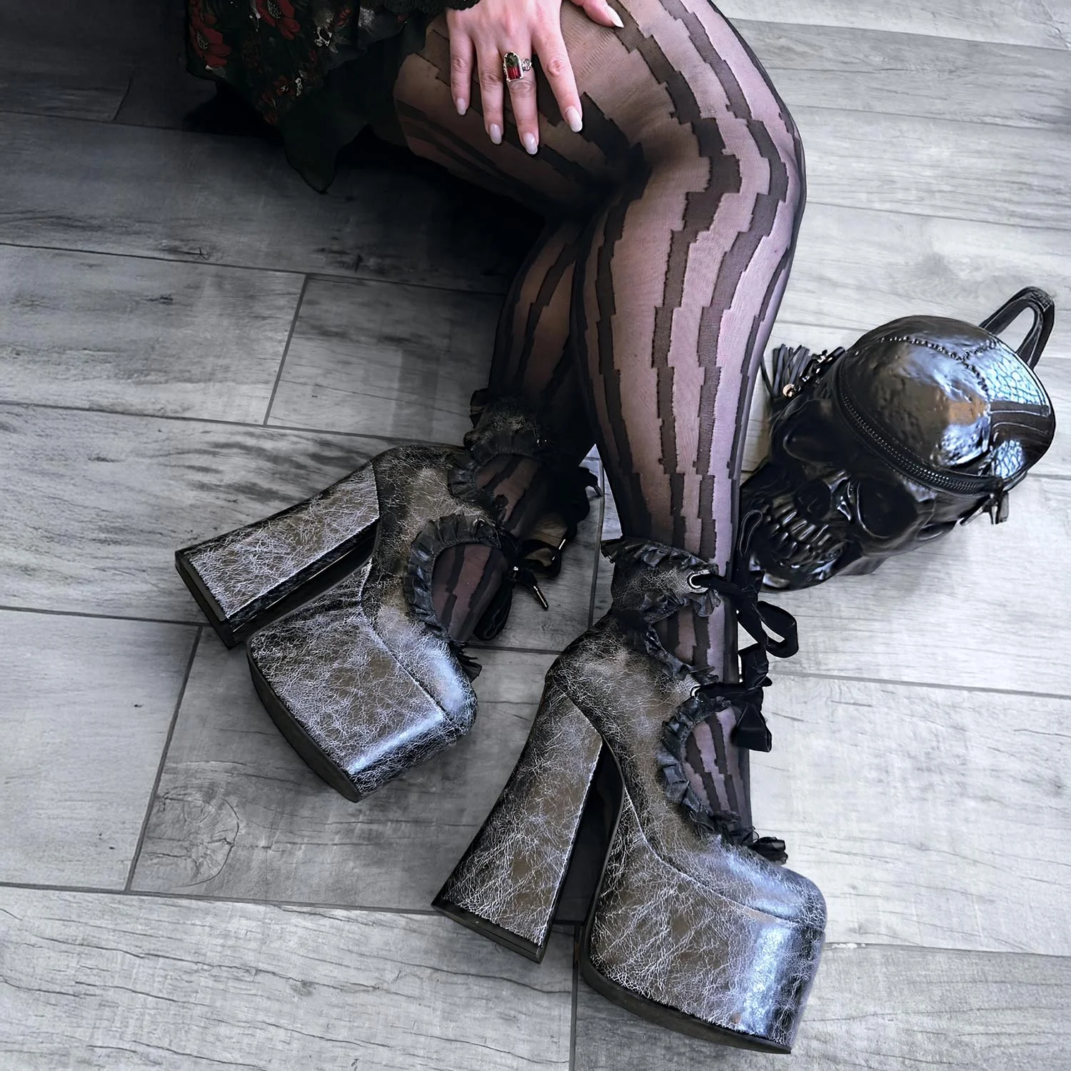 Hellbent - Image 8