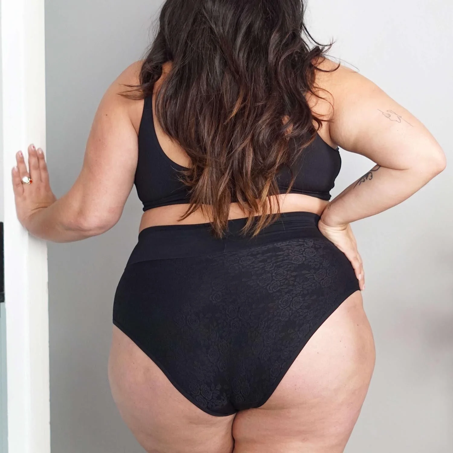 Organic Cotton Lacey Full Brief Knickers - Image 6
