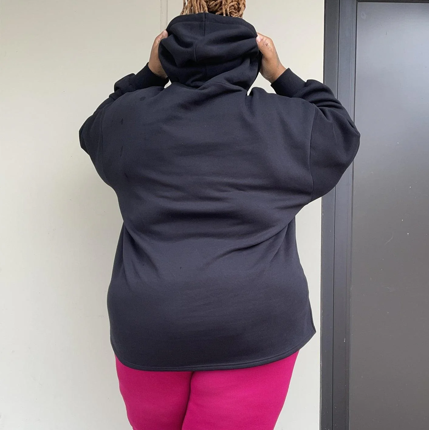 Organic Cotton Longline Hoodie - Black - Image 4