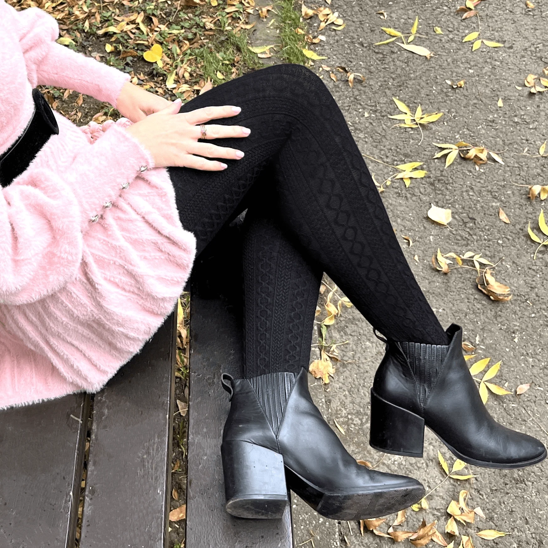 Grannies Cable Knit Wool Tights V2 - Black - Image 3