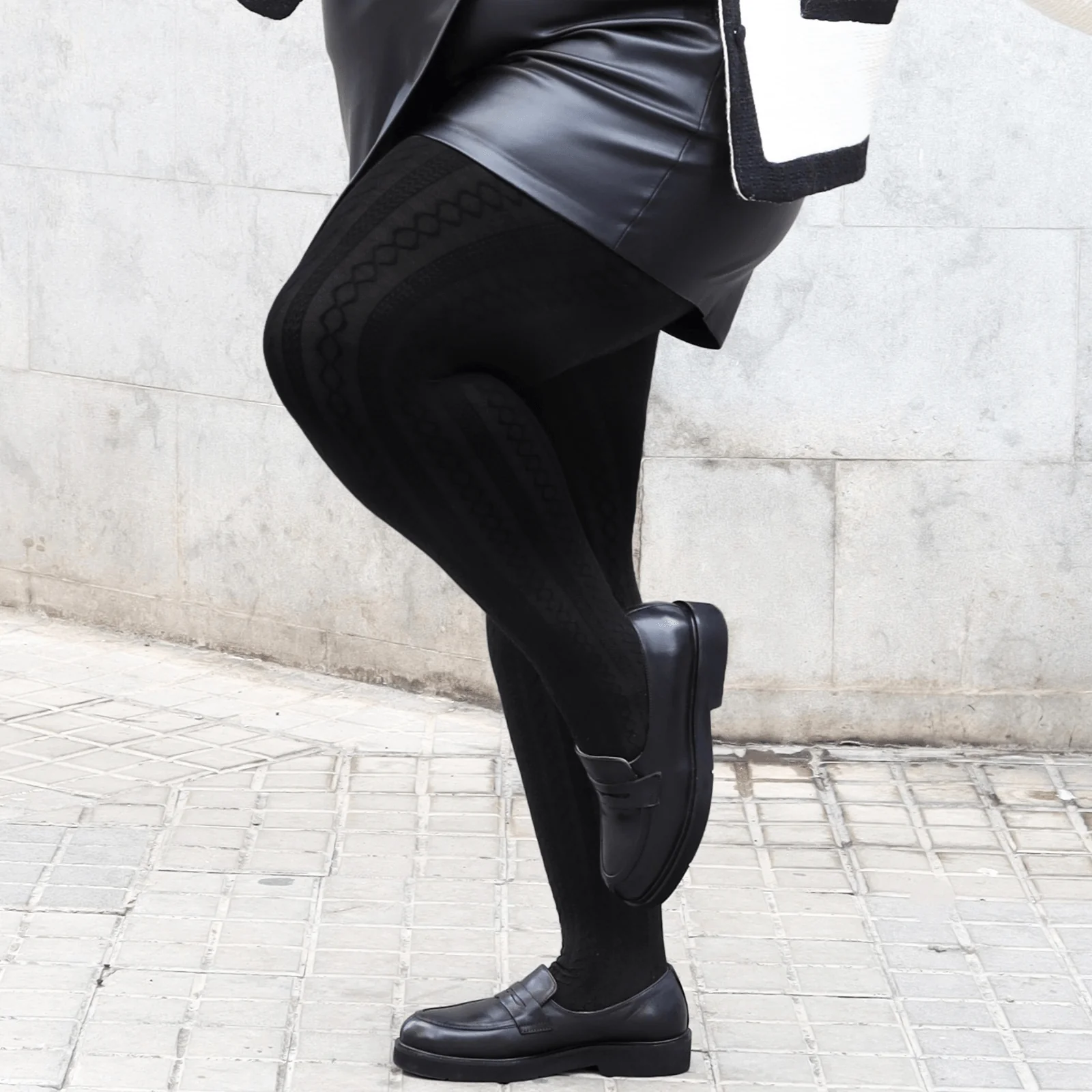 Grannies Cable Knit Wool Tights V2 - Black - Image 9