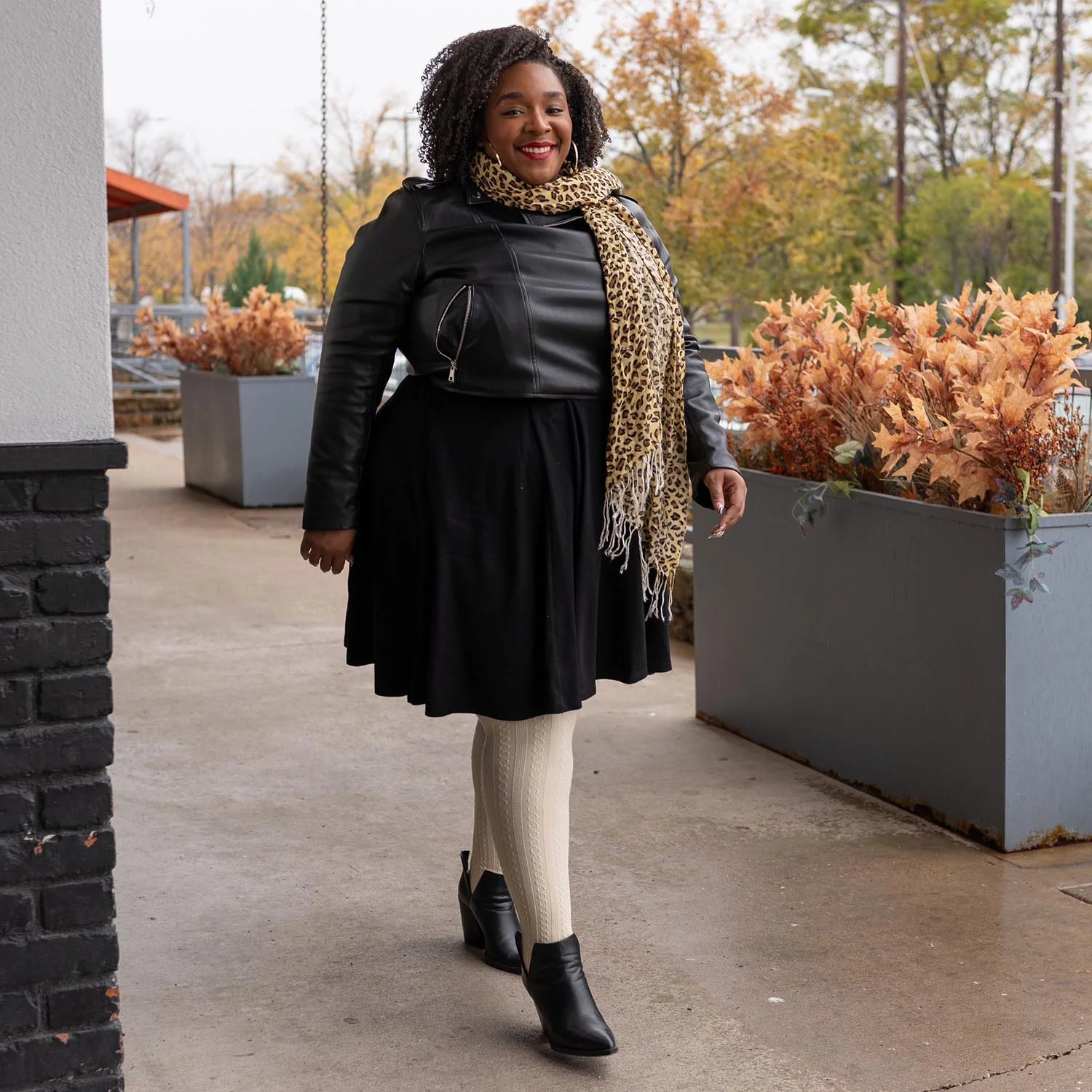 Grannies Cable Knit Wool Tights V2 - Oatmeal - Image 16