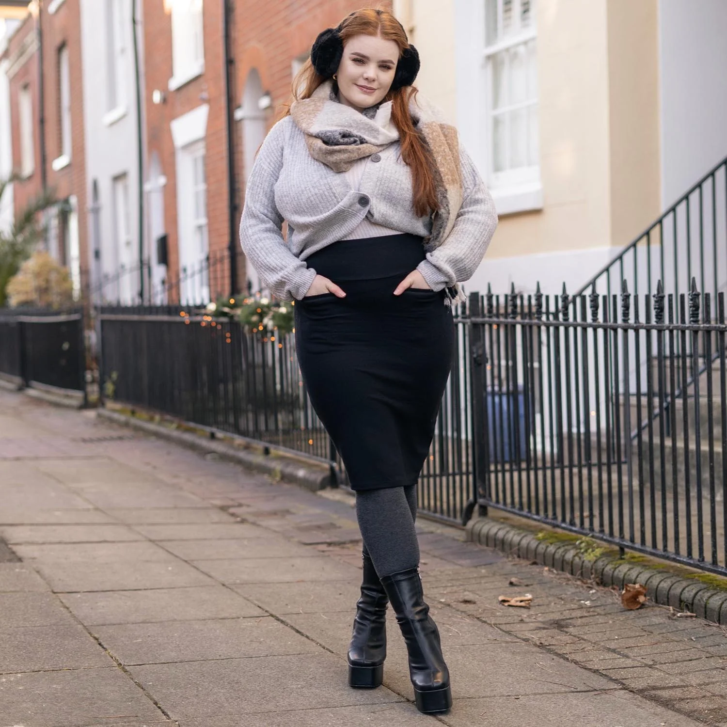 Pencil Skirt - Black (V2) - Image 2