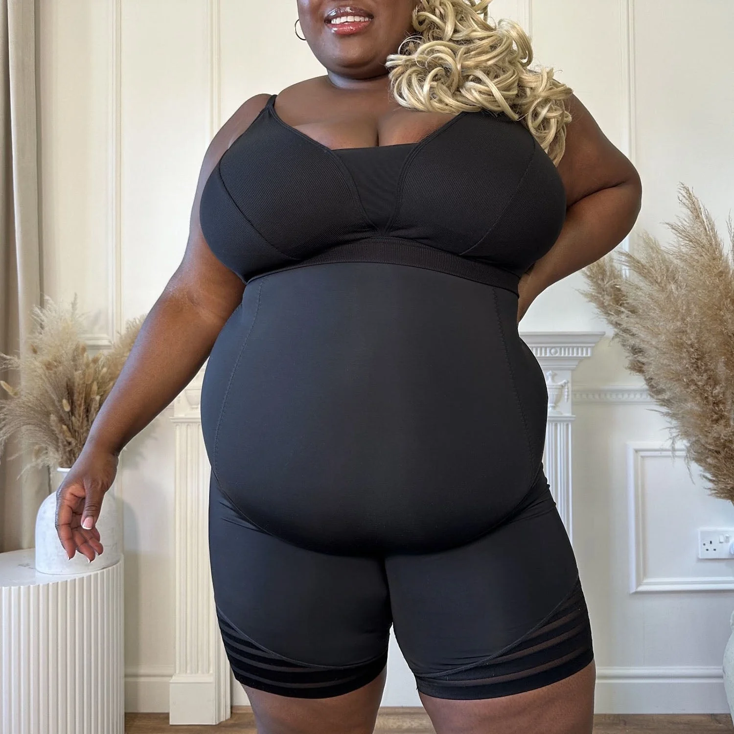 Smoothwear Super High Waist Shorts - Black - Image 11