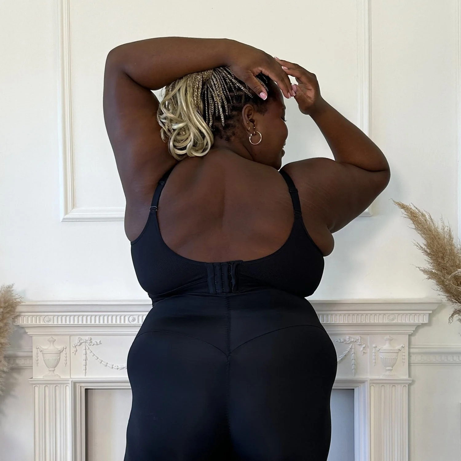 Smoothwear Super High Waist Shorts - Black - Image 6