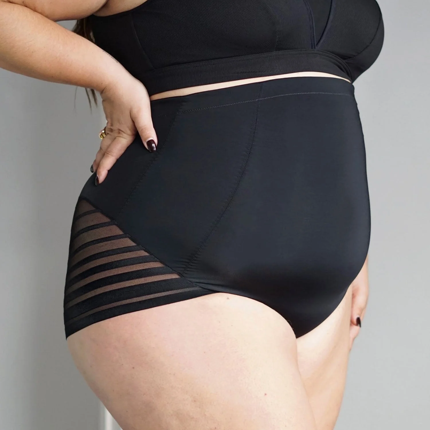 Smoothwear Super High Waist Knickers - Black - Image 21