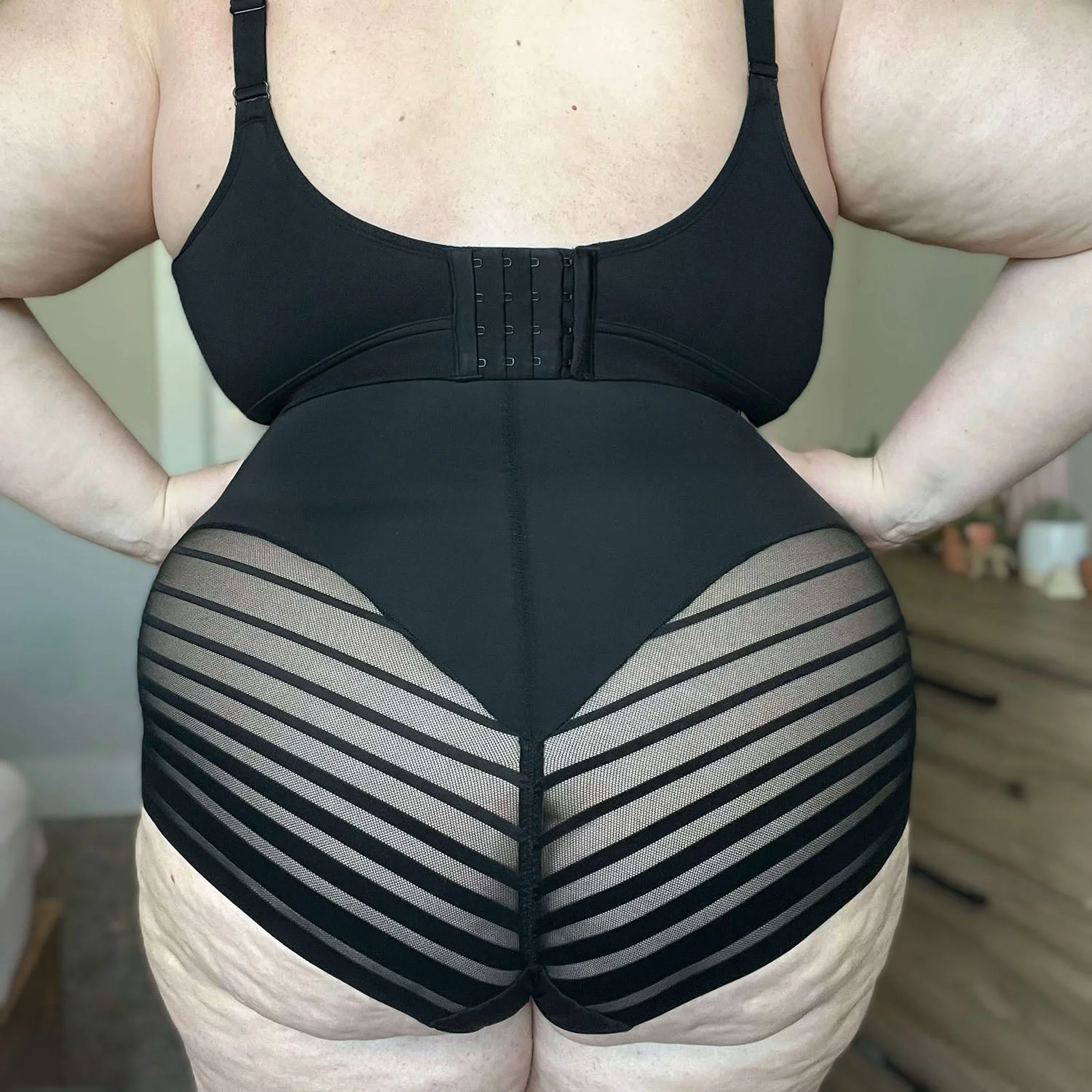 Smoothwear Super High Waist Knickers - Black - Image 23