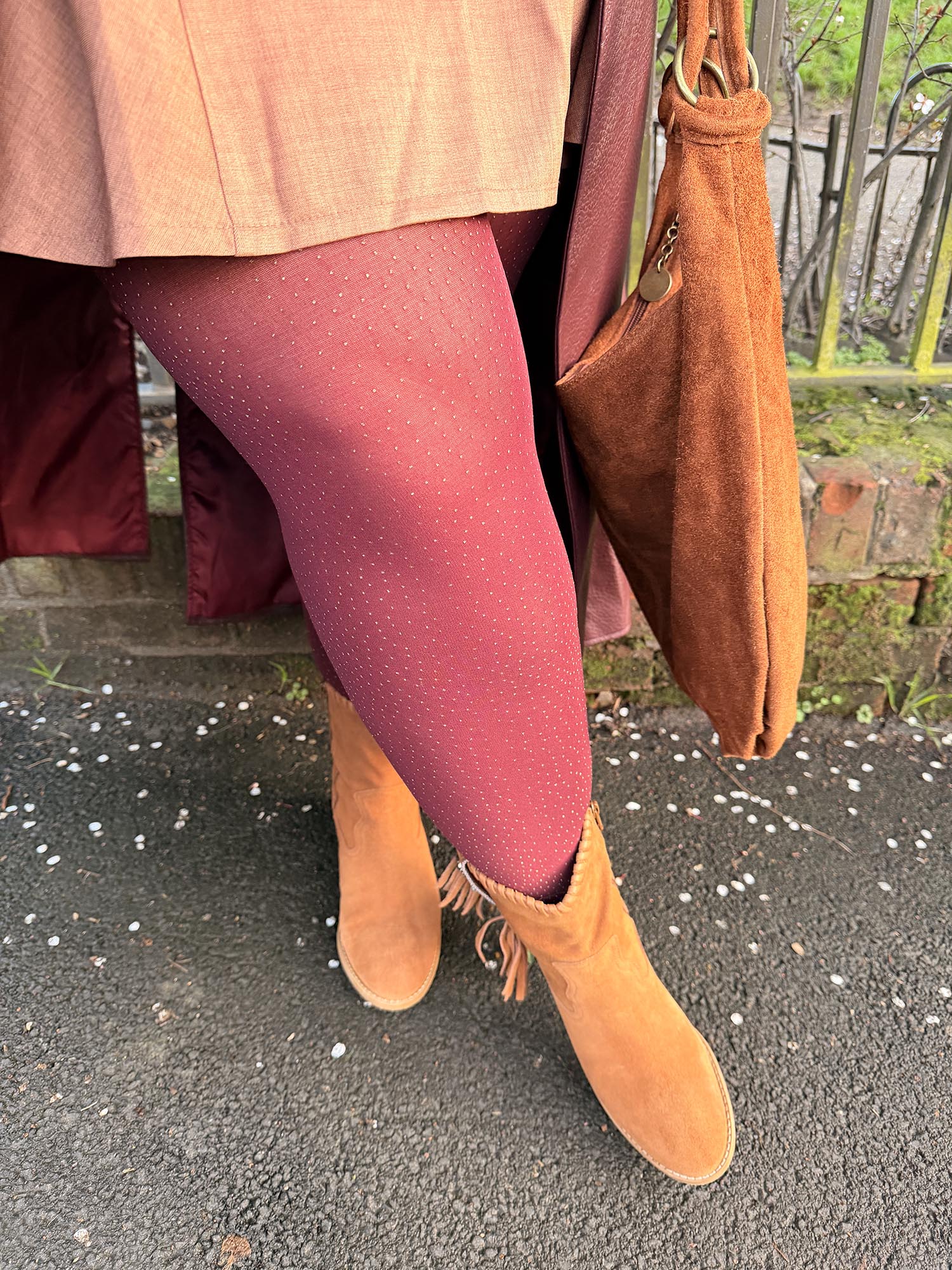 Snag Icons: Timeless Tights Patterns (3 Pairs) - Image 6