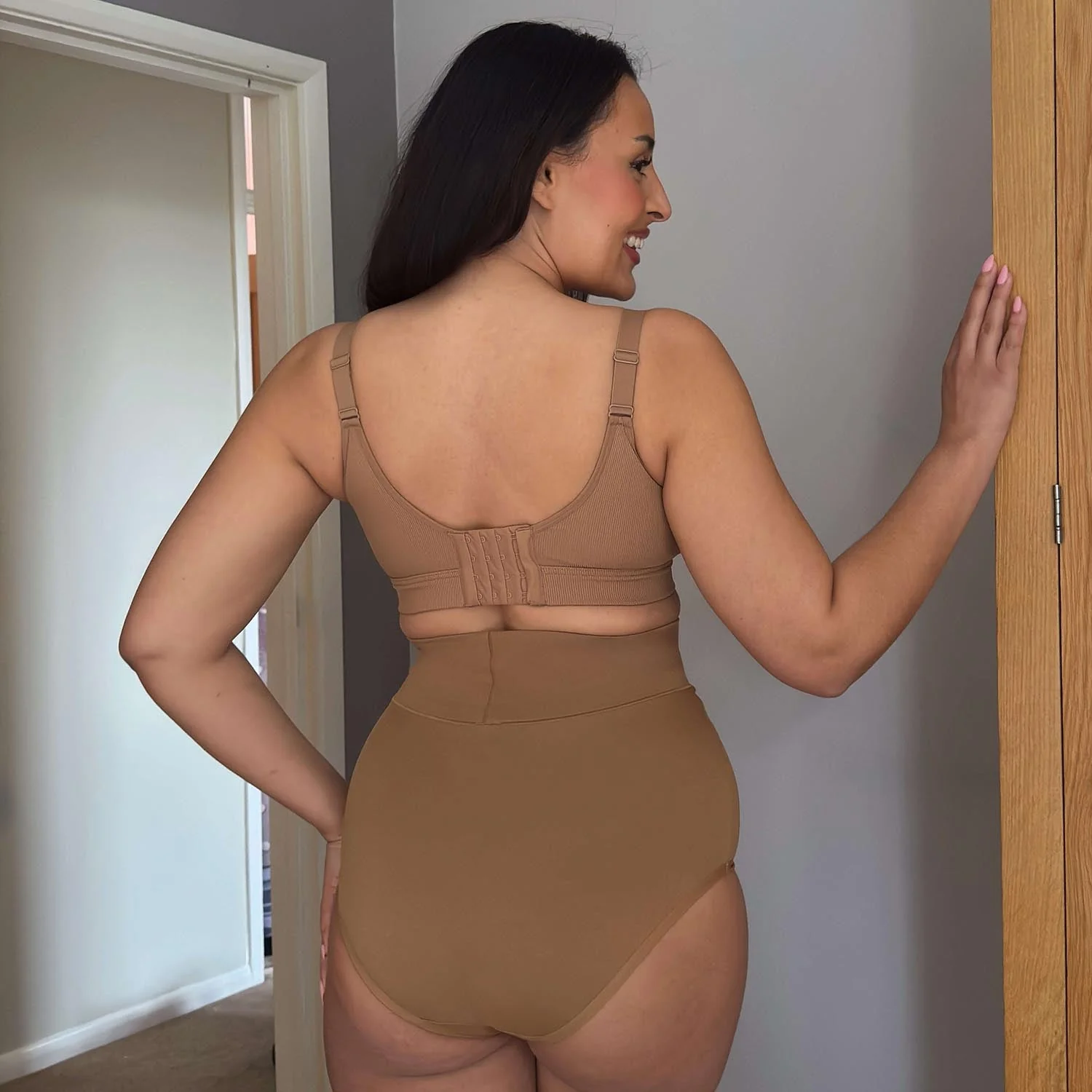 Organic Cotton Super High Waist Knickers - Caramel - Image 4