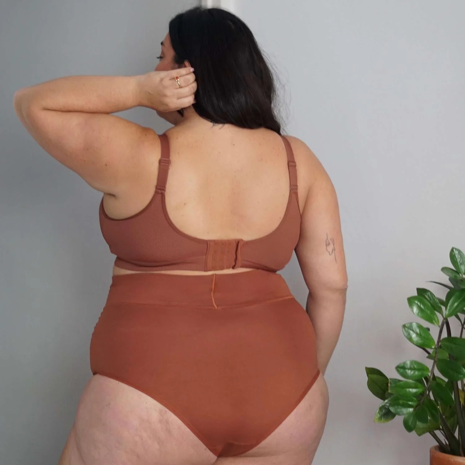 Organic Cotton Super High Waist Knickers - Root Beer - Image 5