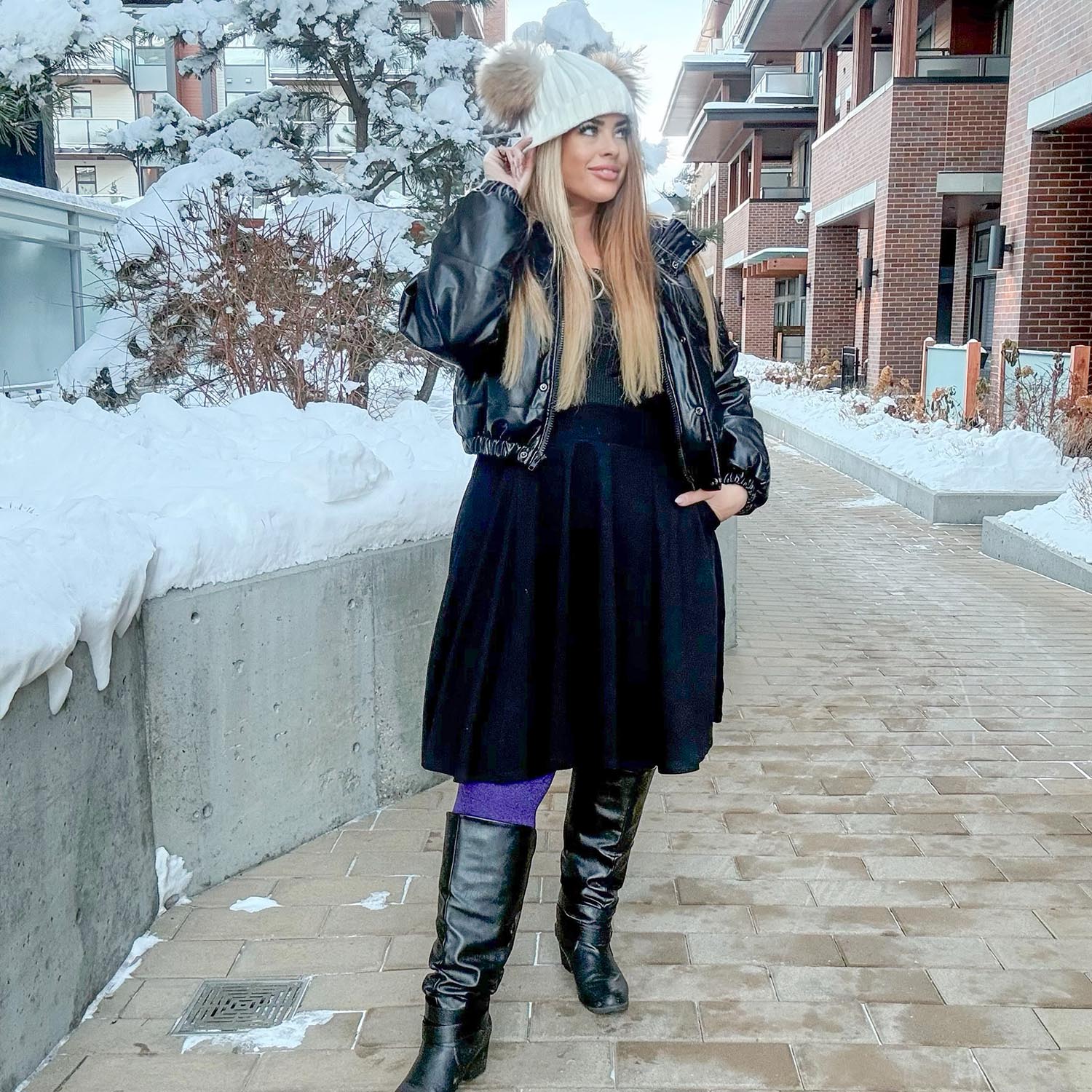 Flare Skirt - Black (V2) - Image 7