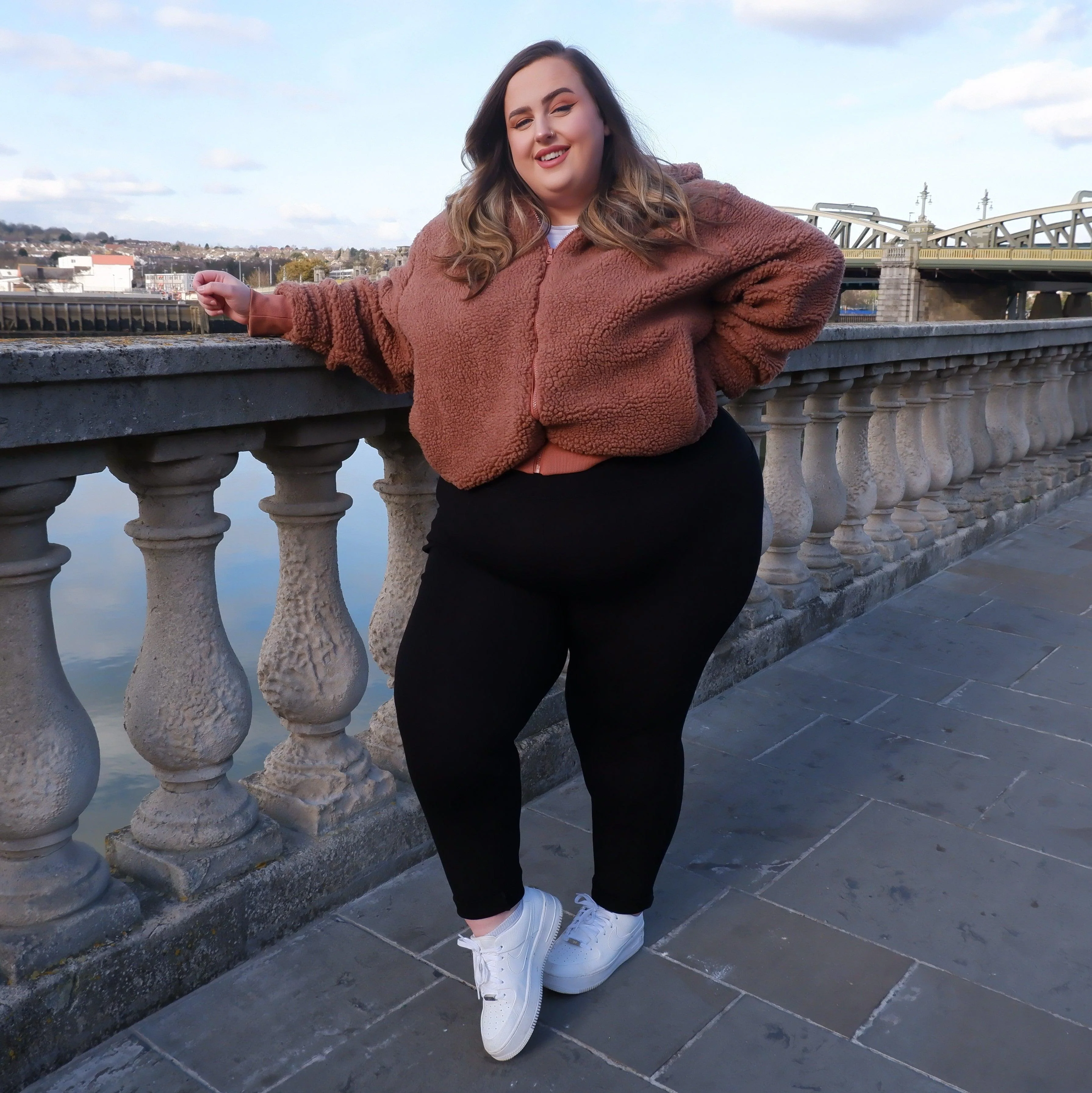 Squat-Proof Leggings - Black - Image 2