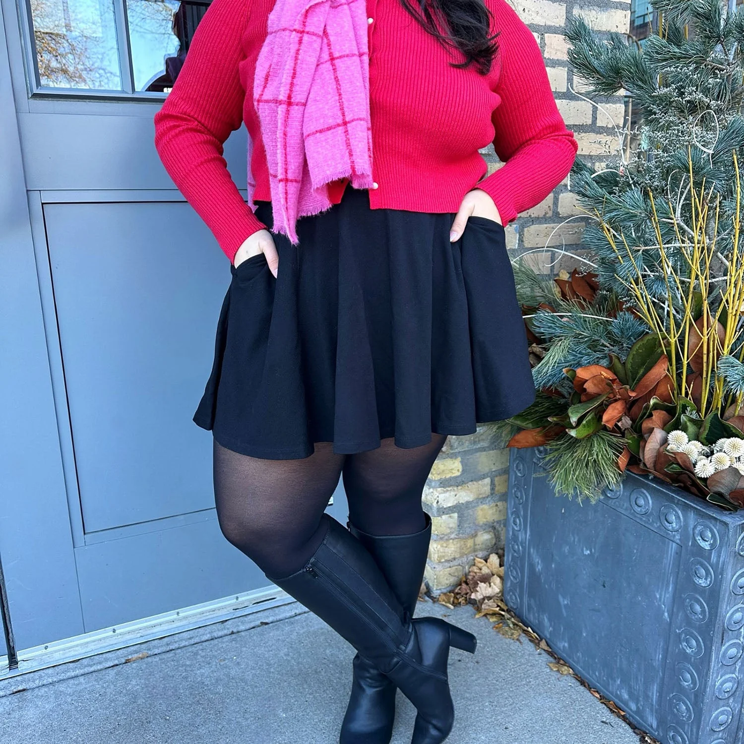 Mini-Flare Skirt - Black (V2) - Image 11
