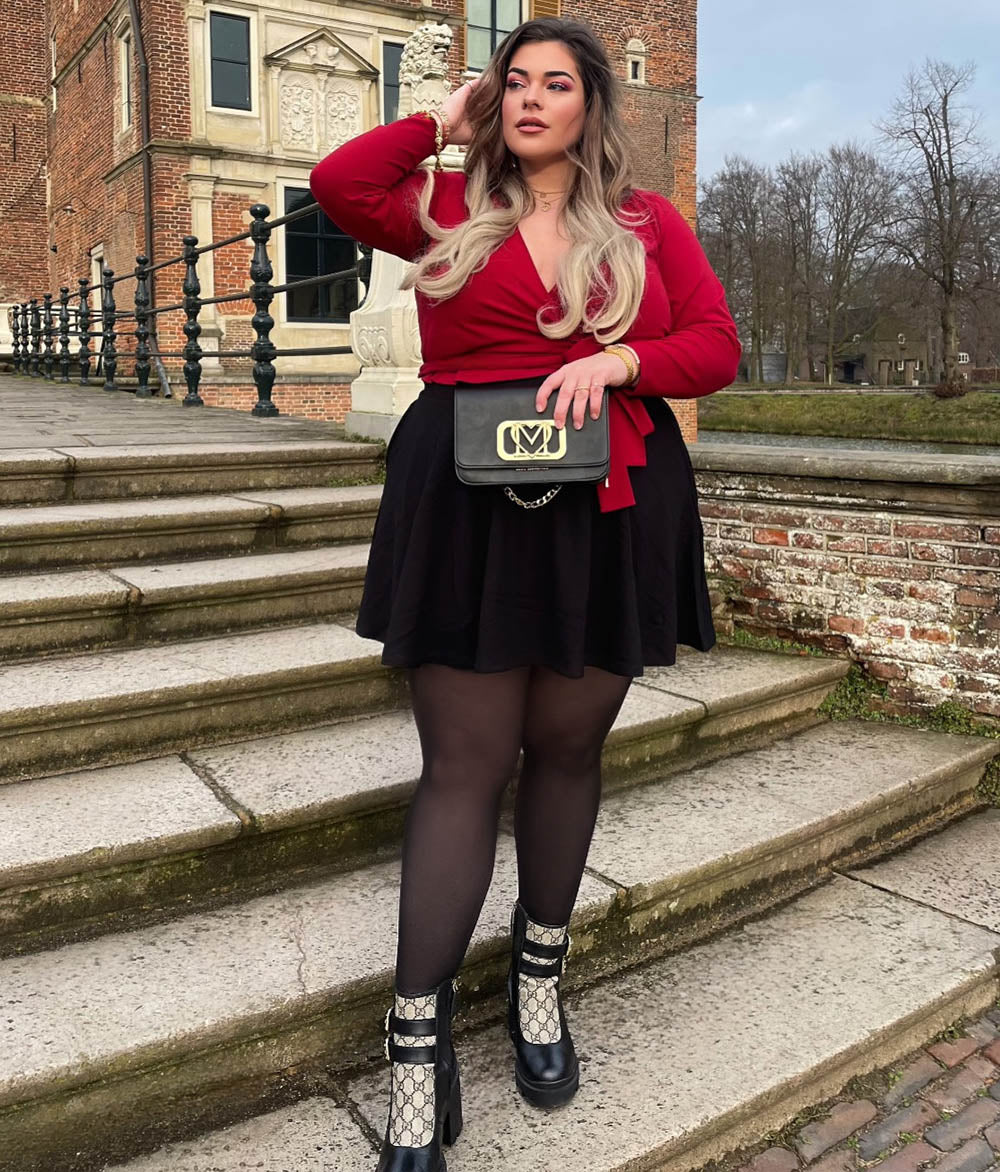 Mini-Flare Skirt - Black (V2) - Image 16